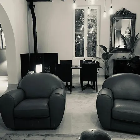 Alojamento de Acomodação e Pequeno-almoço La Bastide De Negra 3*